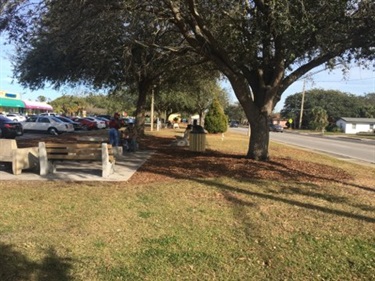 Park benches at Washington Shores Park